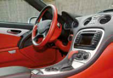 Aplicaciones de aire caliente Leister en la industria automotriz para fijación de plásticos interiores