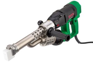 Vista general de la extrusora manual Leister FUSION 3C para soldadura de geomembranas y chapas plásticas