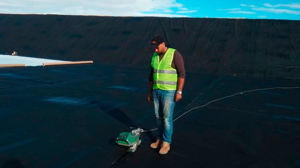 A-Leister-GEOSTAR-G5-solda-geomembranas-PEAD-1024x576