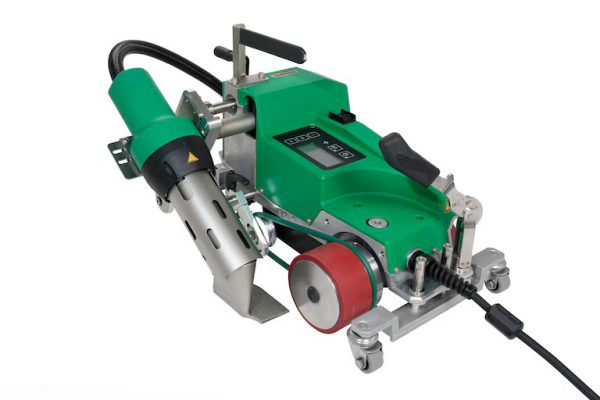 Máquina de soldar automática Leister UNIPLAN 310, la solución económica y eficiente para aplicaciones estándar de soldadura de lonas y banners