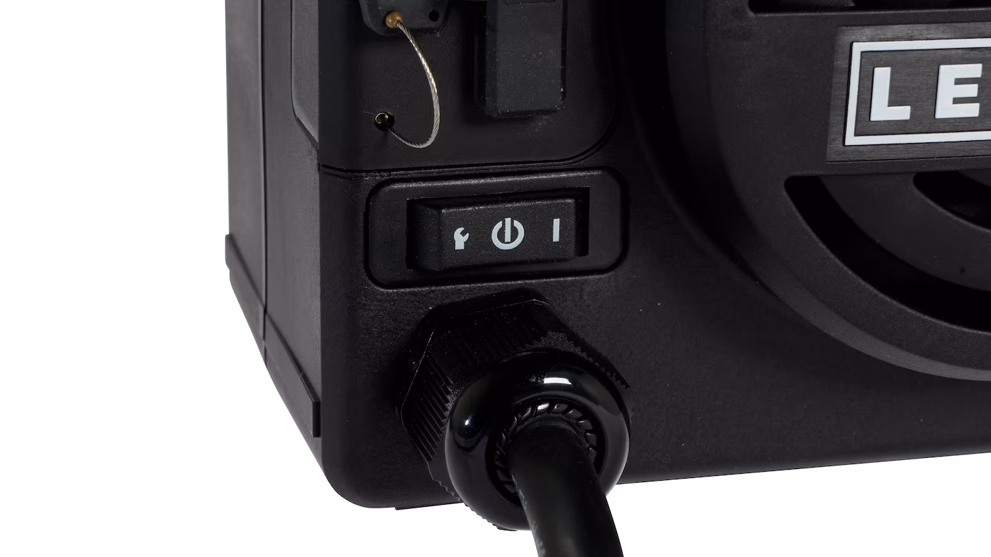 Leister HOTWIND SYSTEM con interruptor principal y tecla de función integrada para programación